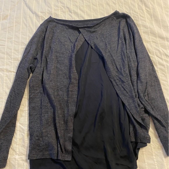 Lands End navy overlay top - Picture 2 of 6